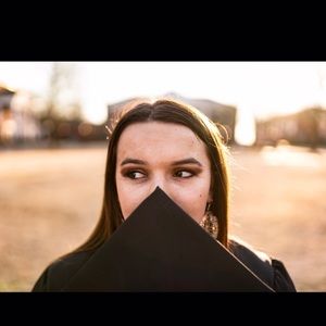 Meet your Posher, Evie